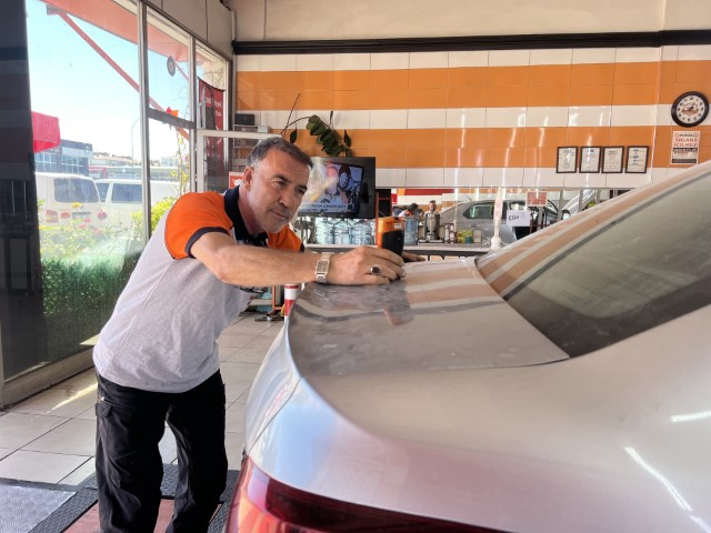 Tam 7 araçtan parça birleştirip bir otomobil yaptılar