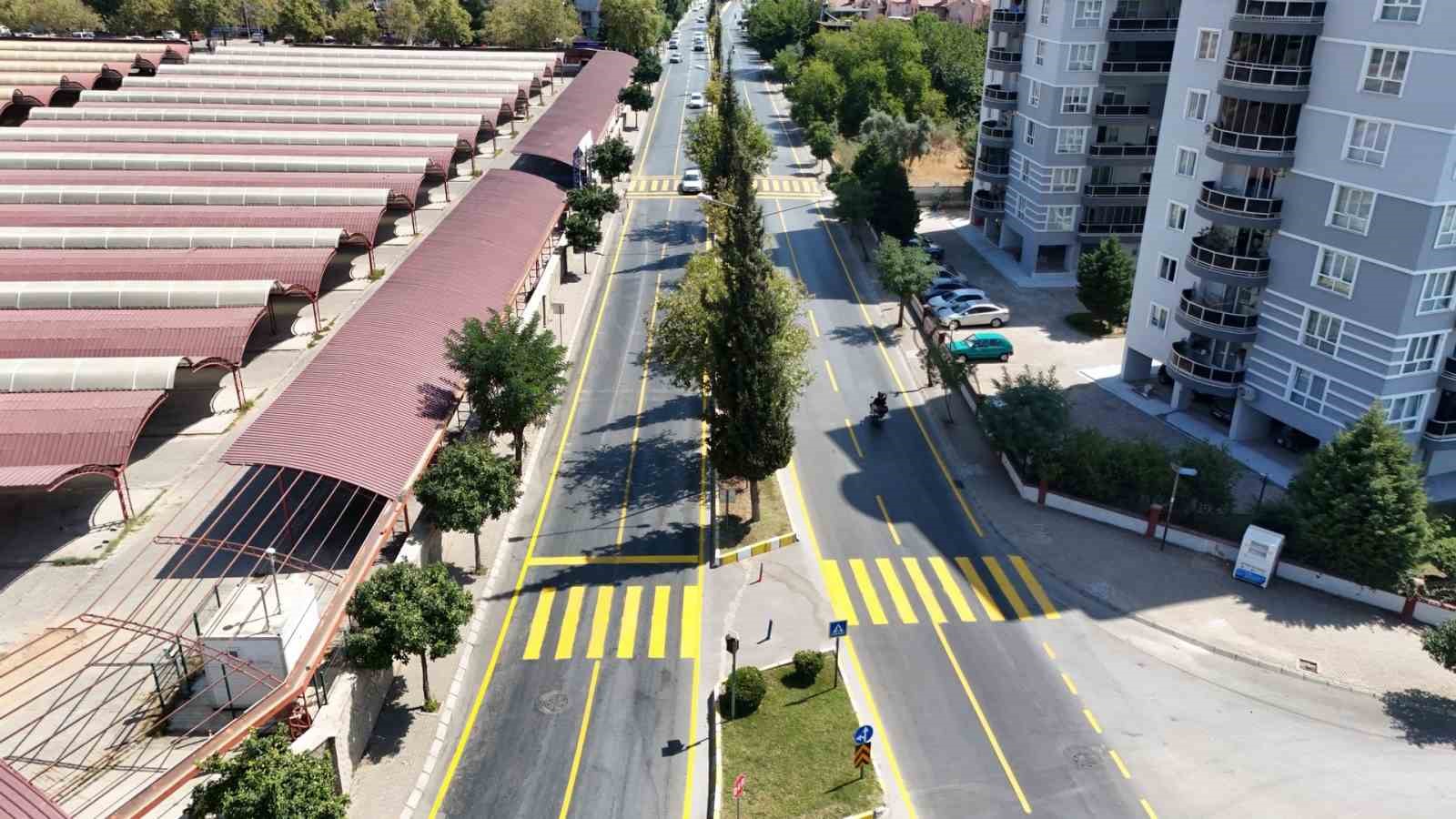 Aydın’ın yollarında bakım ve onarım çalışmaları sürüyor