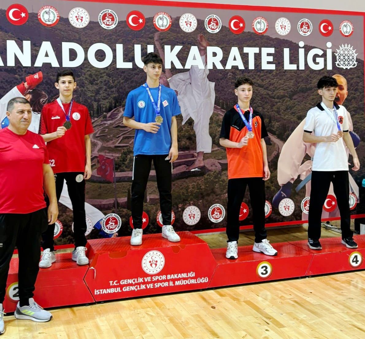 Körfezli karatecilerden 14 madalya