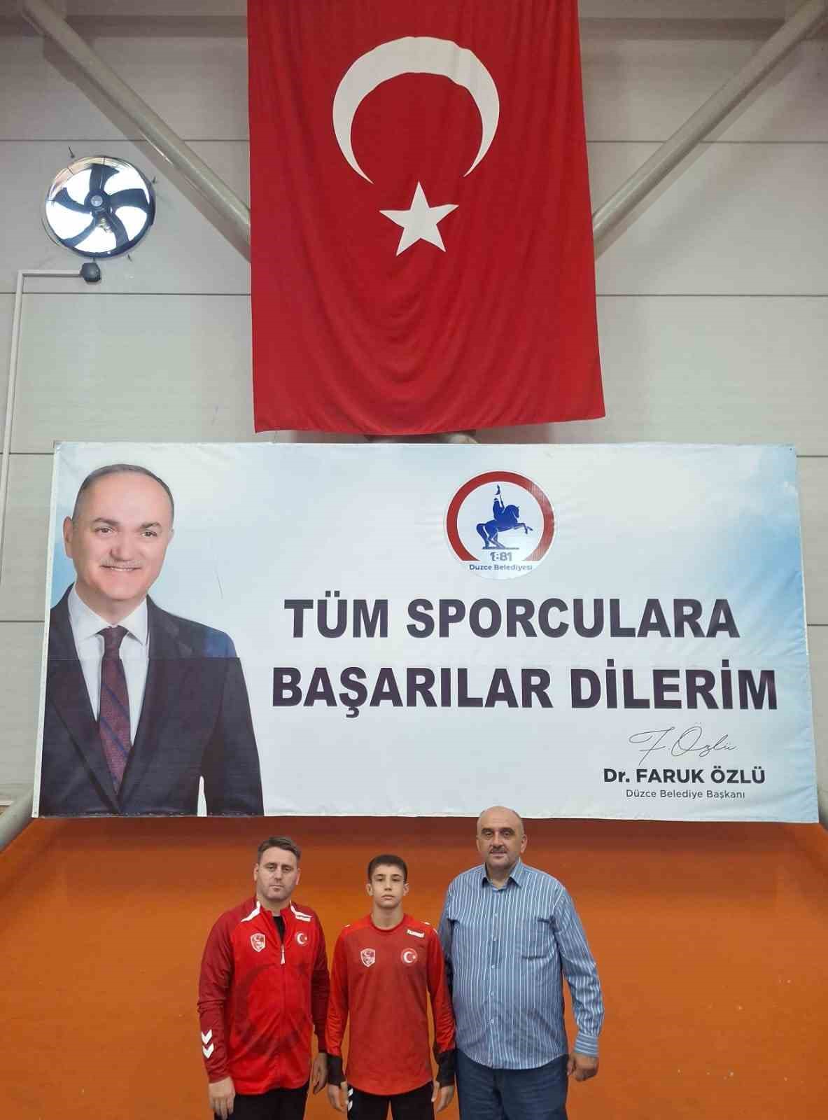 Düzceli Güreşçiler Balkan şampiyonasında
