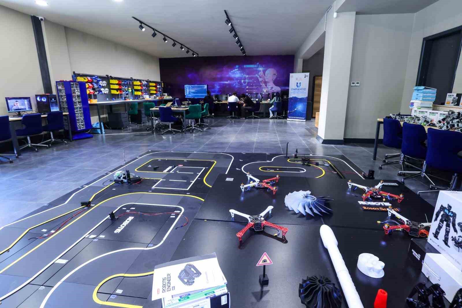 &Uuml;mraniye Yapay Zek&acirc; ve İnovasyon Merkezi&rsquo;nde &uuml;cretsiz eğitim fırsatı
