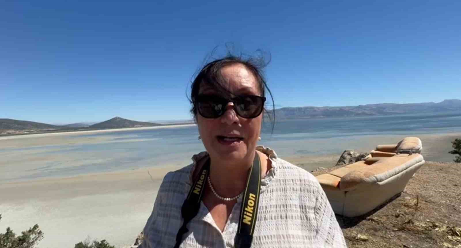 Türkiye’nin 4’üncü büyük gölü kuraklık nedeniyle ortadan ikiye bölündü
