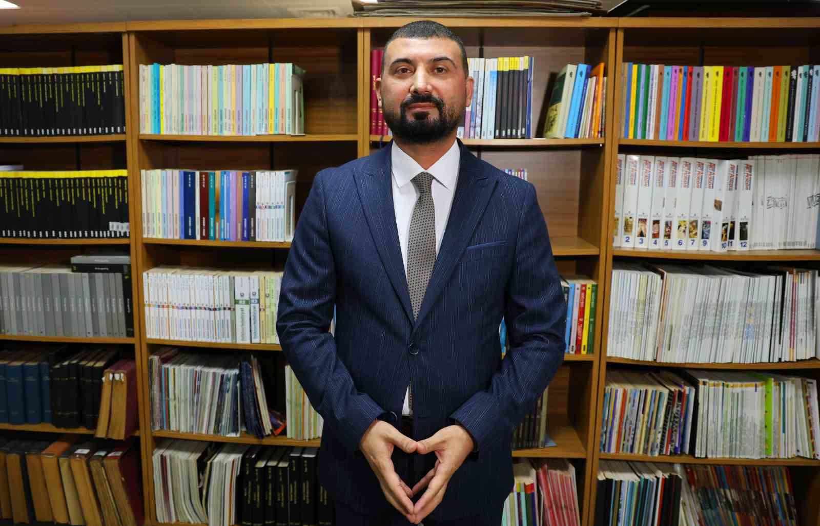 Doç. Dr. Berat Akıncı: "İsrail’in zalimliği küresel vicdanı dile getirdi"