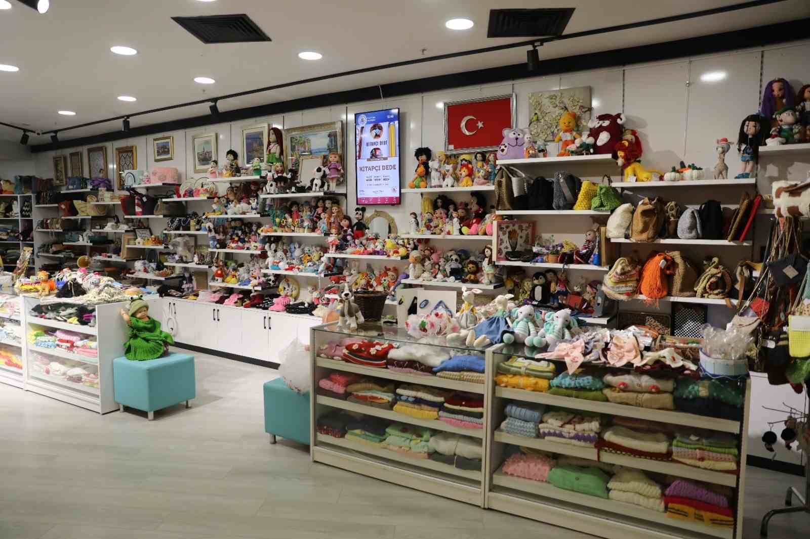 Kadınların el emeği Maharetli Eller Çarşısı’nda değer buluyor