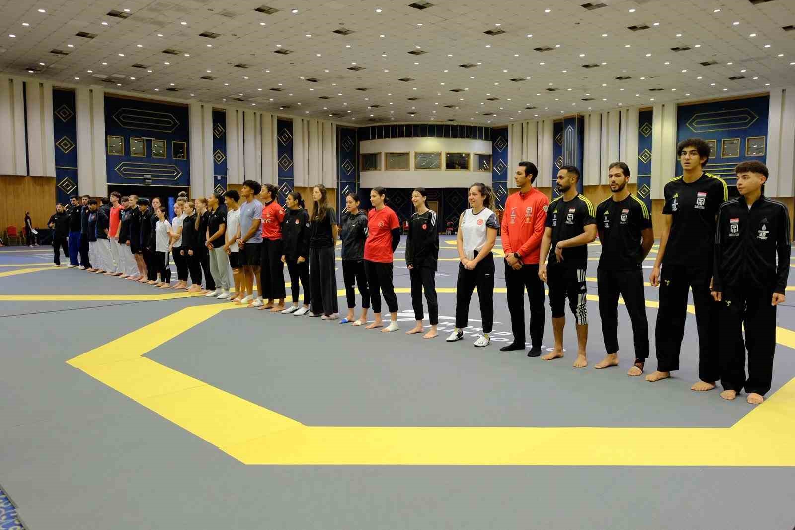 Dünya Taekwondo Şampiyonası öncesi üçlü kamp