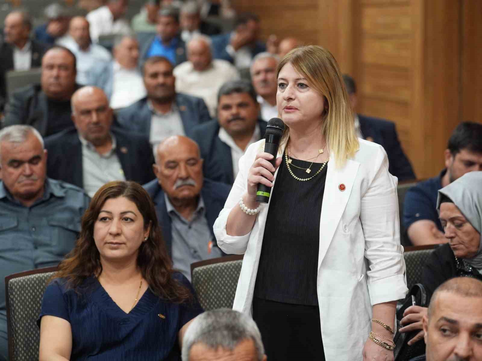 Şehitkamil Muhtarlar Toplantısı ger&ccedil;ekleşti
