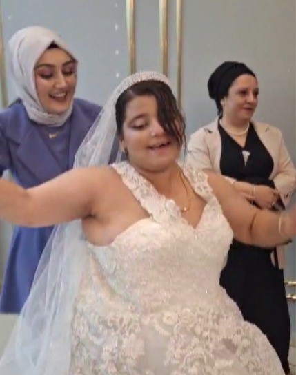 Kahramanmaraş’ta özel birey için temsili düğün
