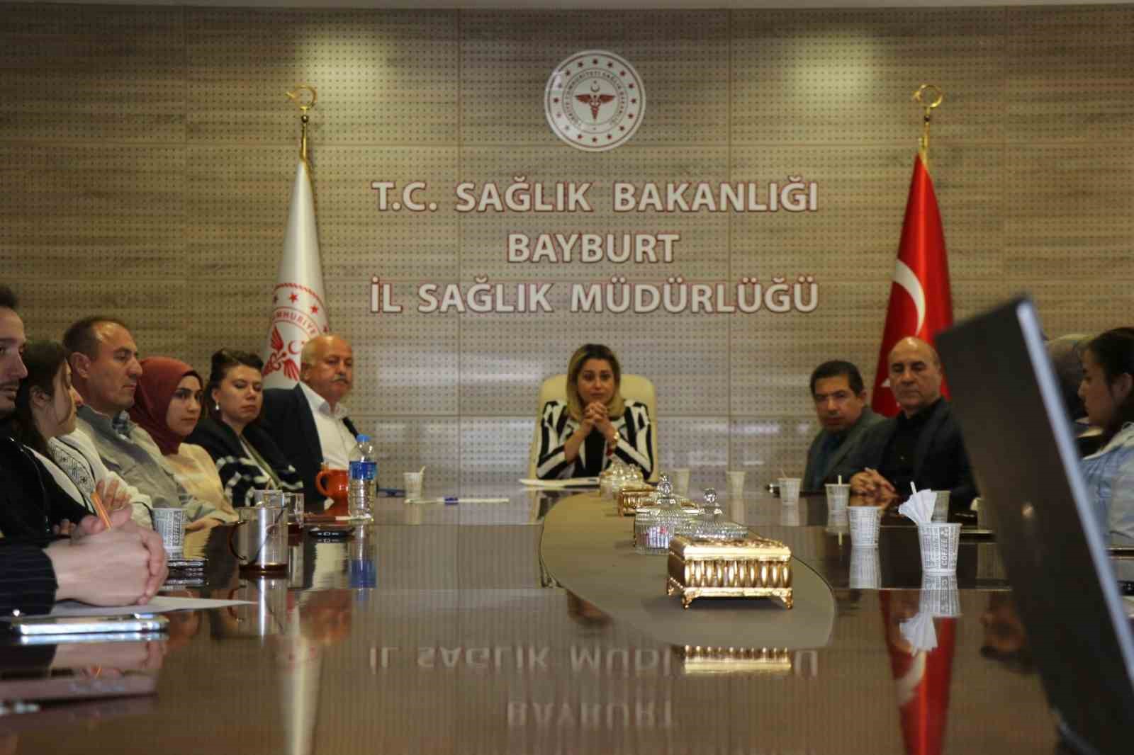 Bayburt’ta sağlık hizmetlerinin kalitesini artırmaya yönelik toplantı yapıldı
