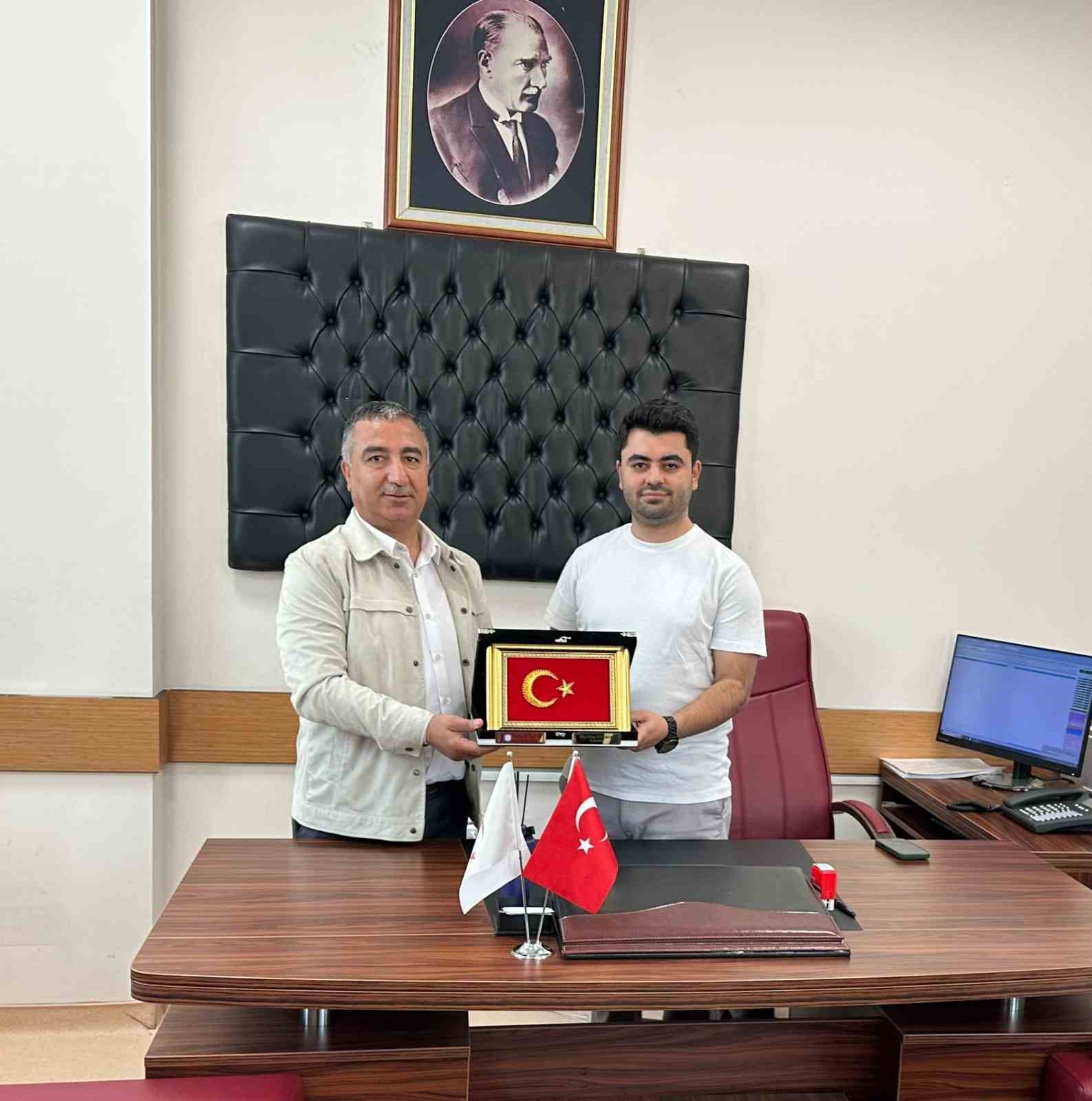 Sağlık-Sen, Uludere’de sağlıkçıların özverisine değindi
