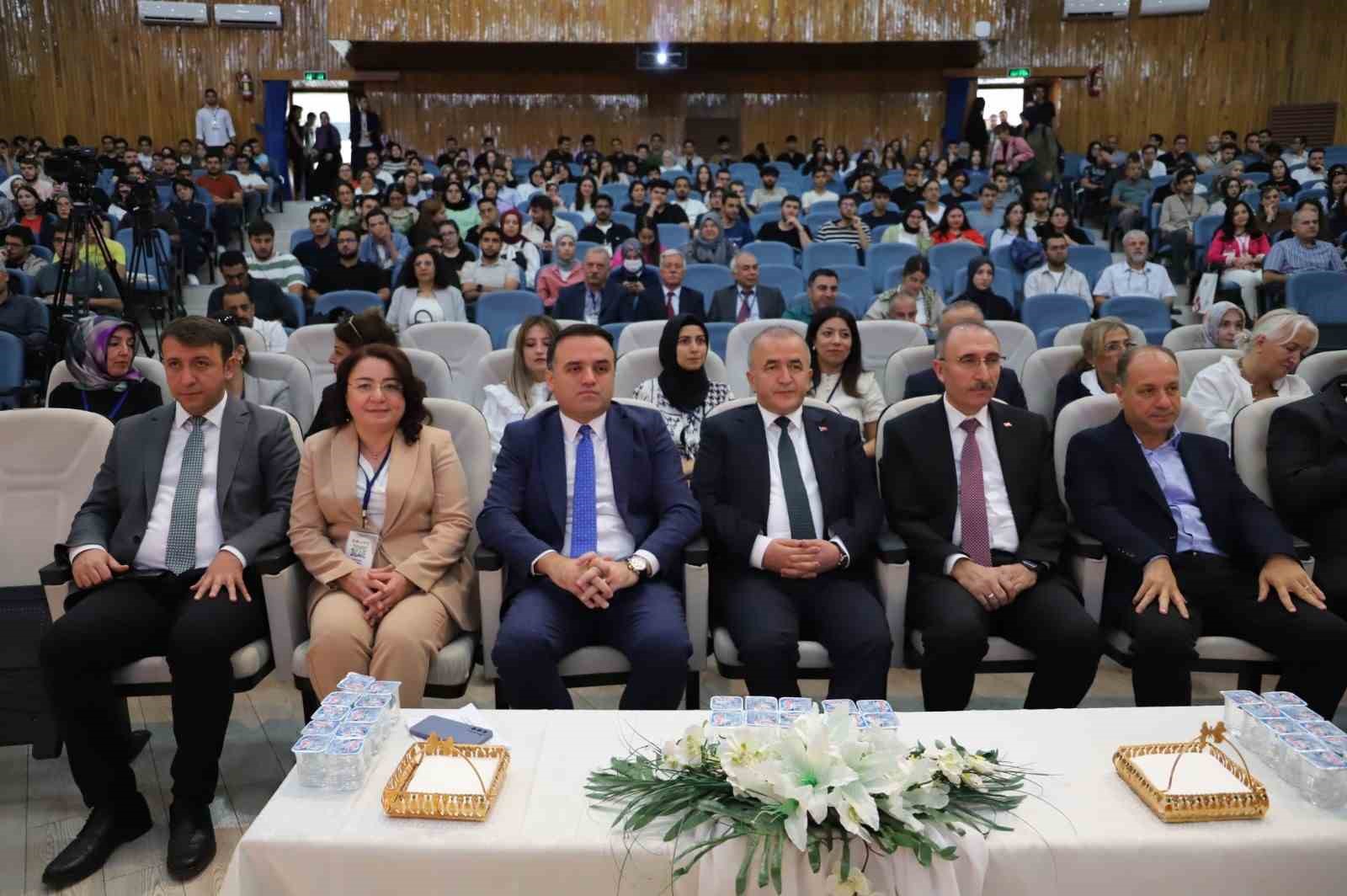 F&Uuml;&rsquo;de 3. Uluslararası M&uuml;hendislikte İlerlemeler ve Yenilikler Konferansı
