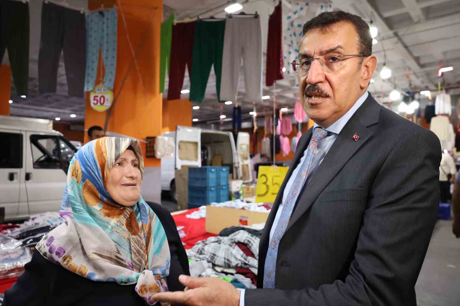 AK Parti Malatya Milletvekili T&uuml;fenkci: "T&uuml;rkiye&rsquo;yi adım adım, karış karış gezerek milletimizle buluştuk"
