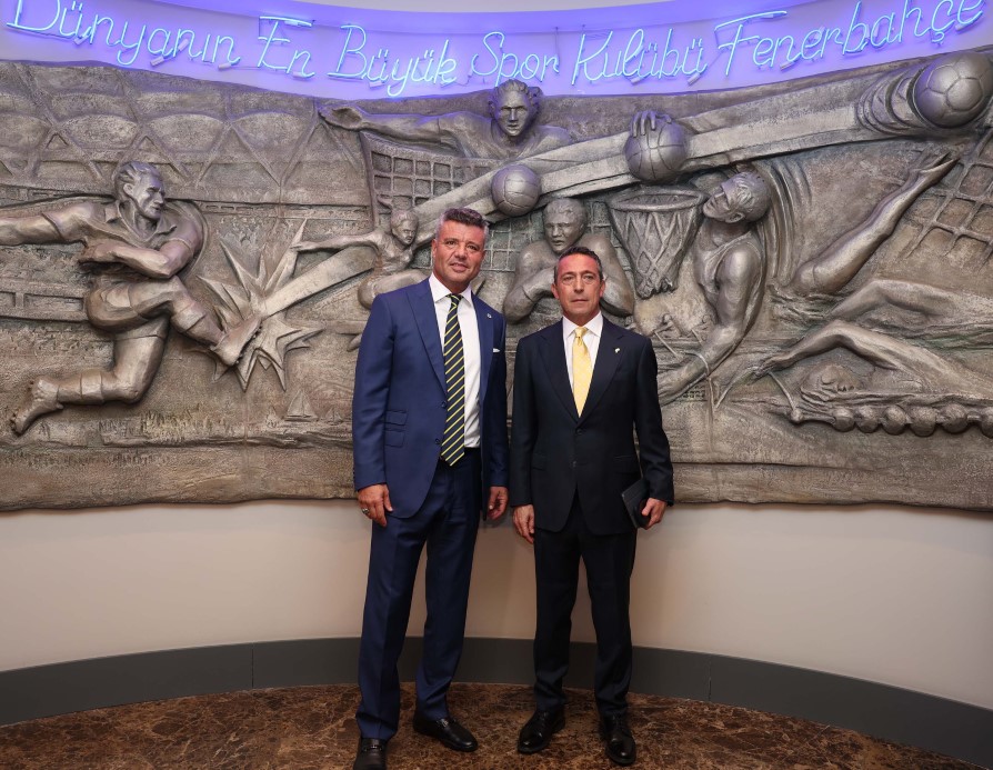 Sadettin Saran ve y&ouml;netim kurulu &uuml;yeleri mazbatasını aldı