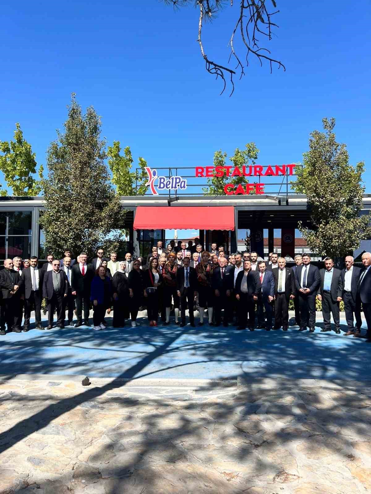 AHİD yönetimi genel kurulun ardından ilk toplantısını yaptı