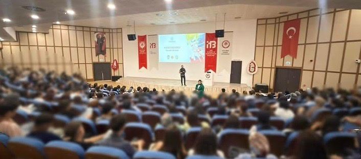 Isparta&rsquo;da 2 g&uuml;nde 2 bin 720 &uuml;niversite &ouml;ğrencisine Narkogen&ccedil;lik eğitimi
