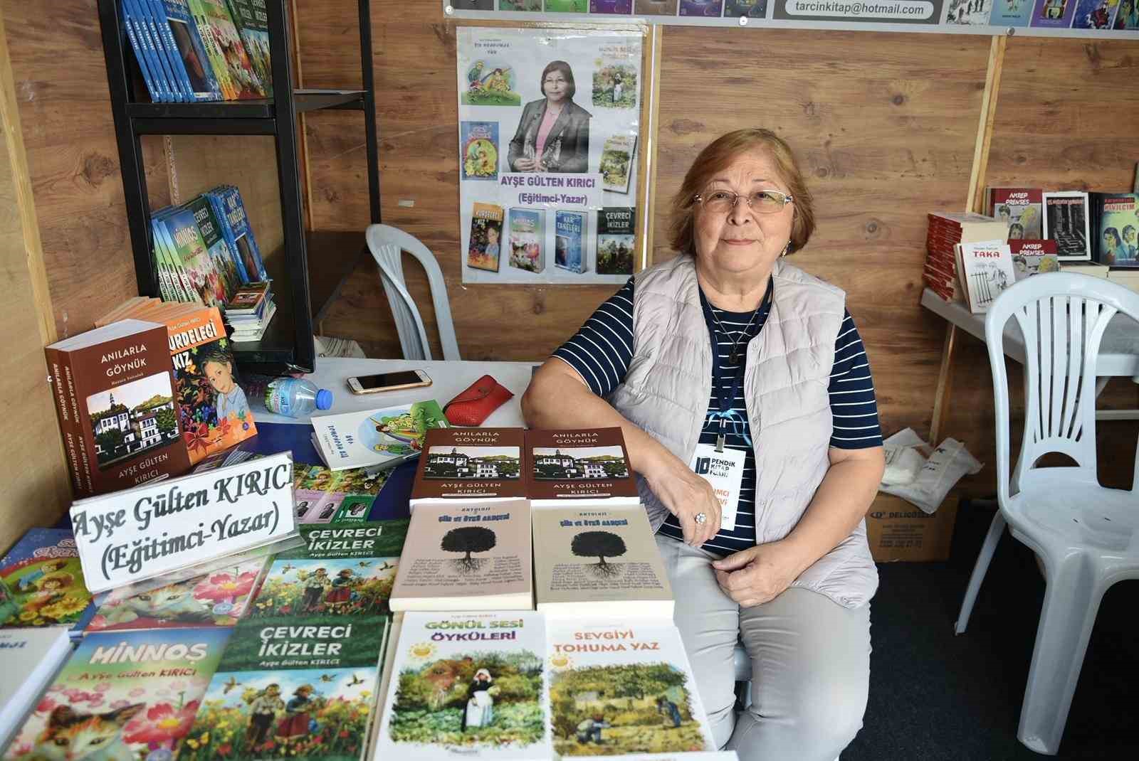 Pendik sahili kitap kokusu sardı: 10’uncu Pendik Kitap Fuarı başladı
