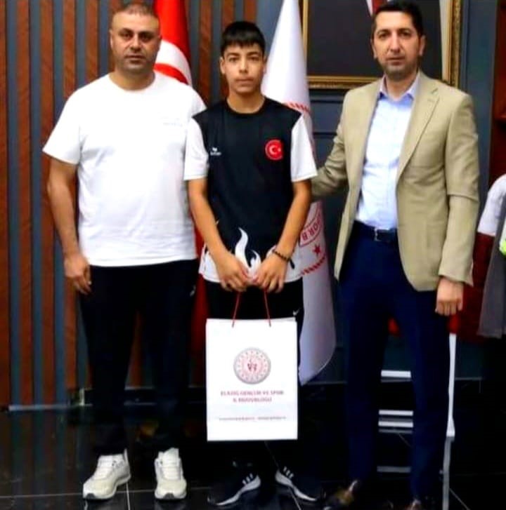 Elazığlı sporcular milli takım se&ccedil;melerine davet edildi
