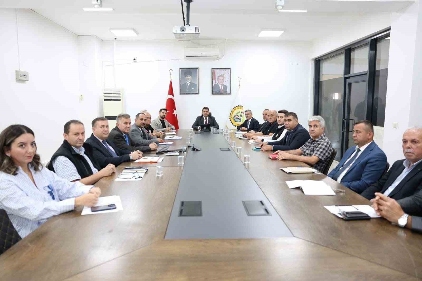 Yatırım ve performans programları değerlendirildi
