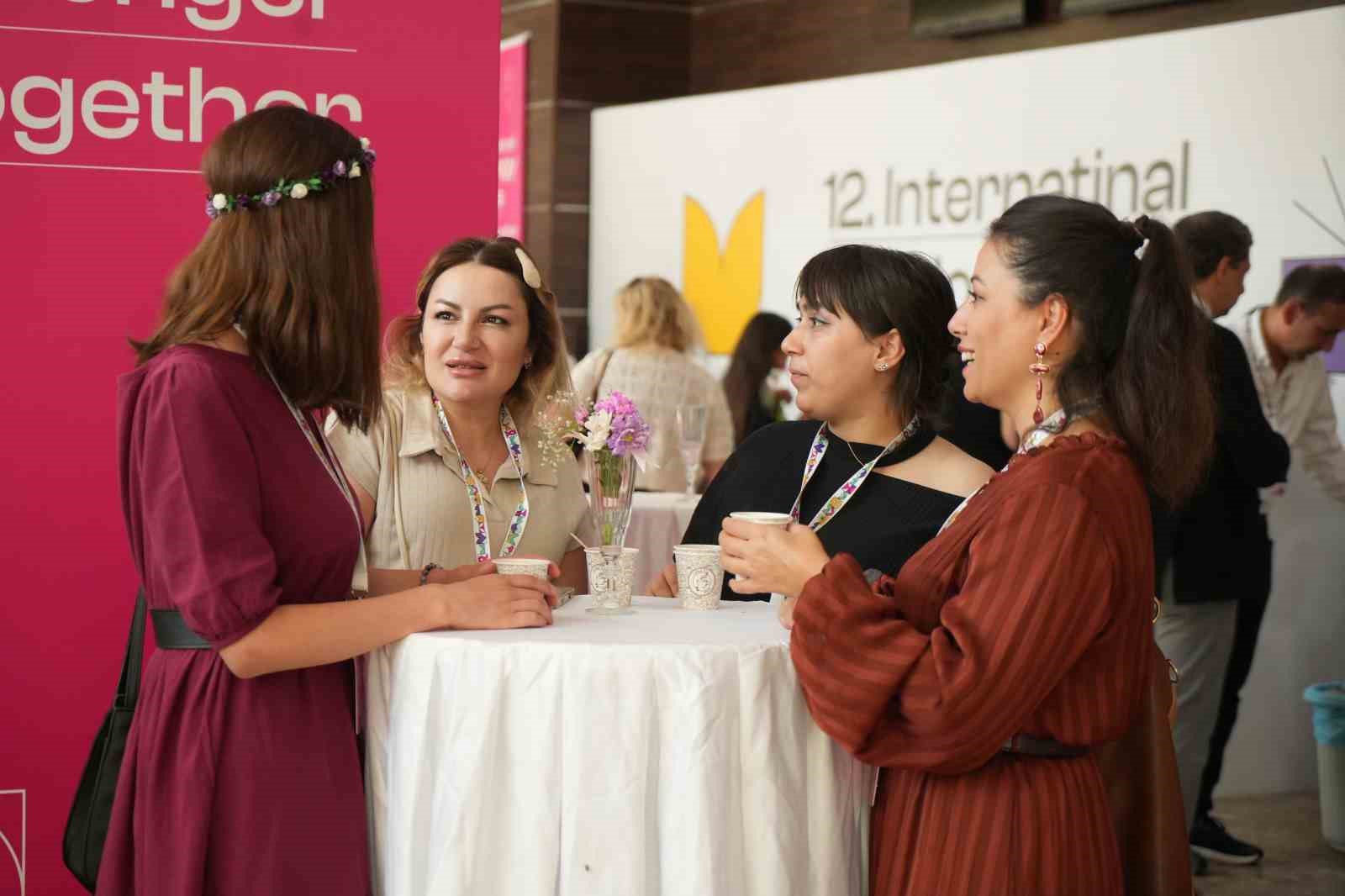 Muş’ta "12. Uluslararası Onkoloji Günleri" etkinliği devam ediyor
