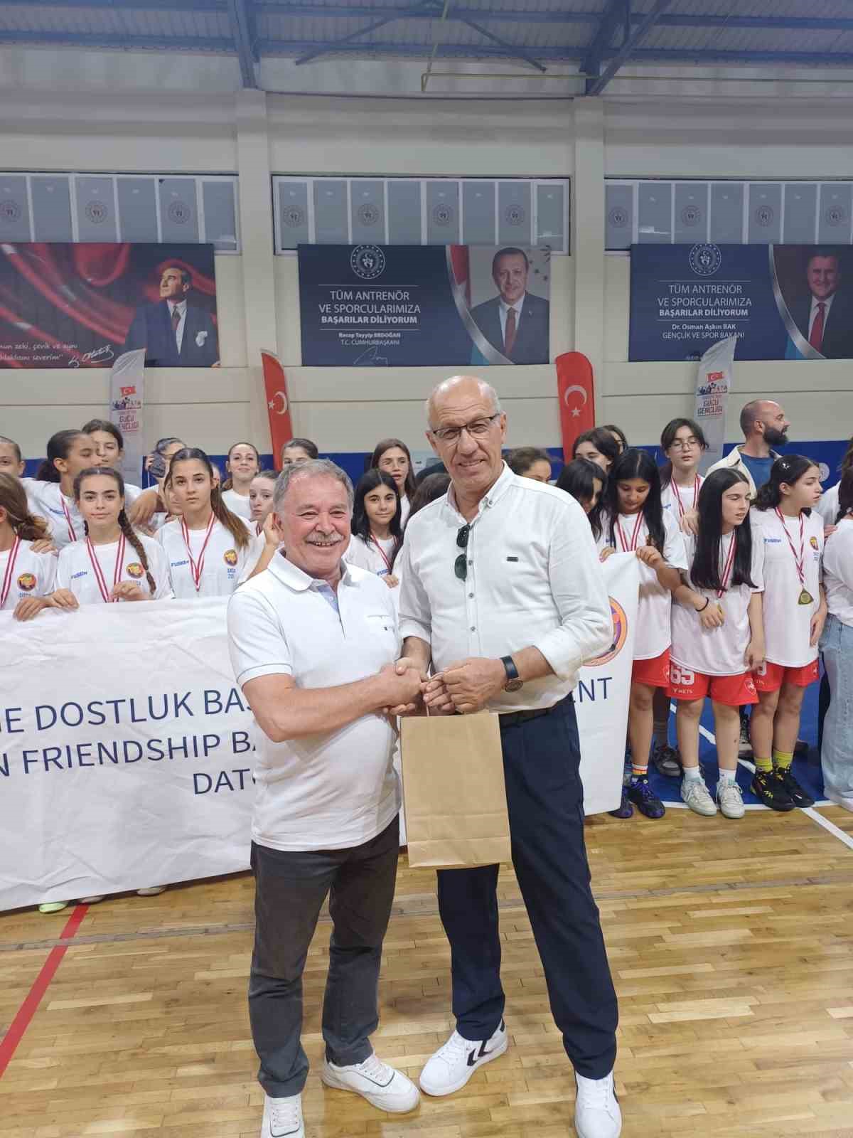 Ege Dostluk Basketbol Turnuvası sona erdi