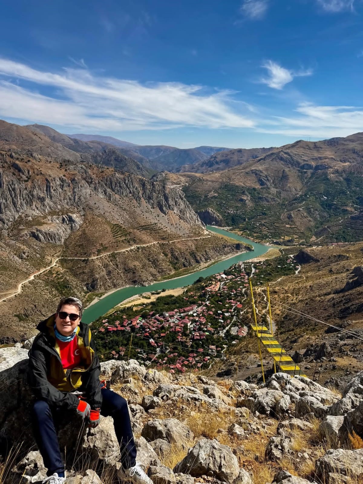 Türkiye’de tek Kemaliye’de bulunan "Via Ferrata" parkuru adrenalin tutkunlarının rotası oldu
