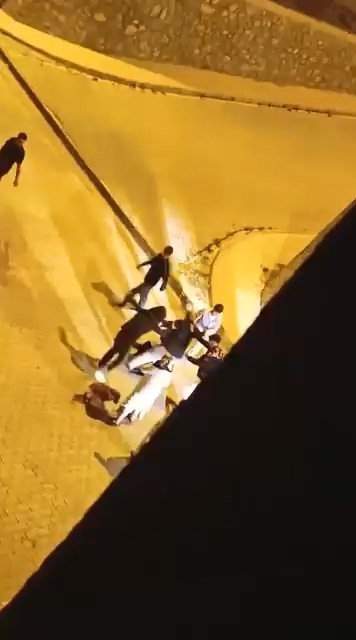 Elazığ’da iki grup arasında tekmeli yumruklu kavga