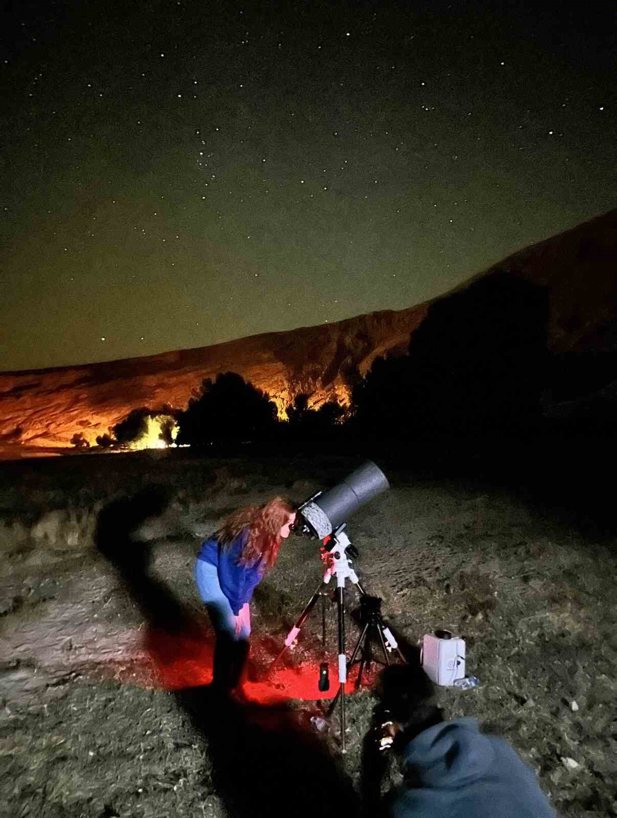 Por köyünde gökyüzü gözlemi renkli anlara sahne oldu
