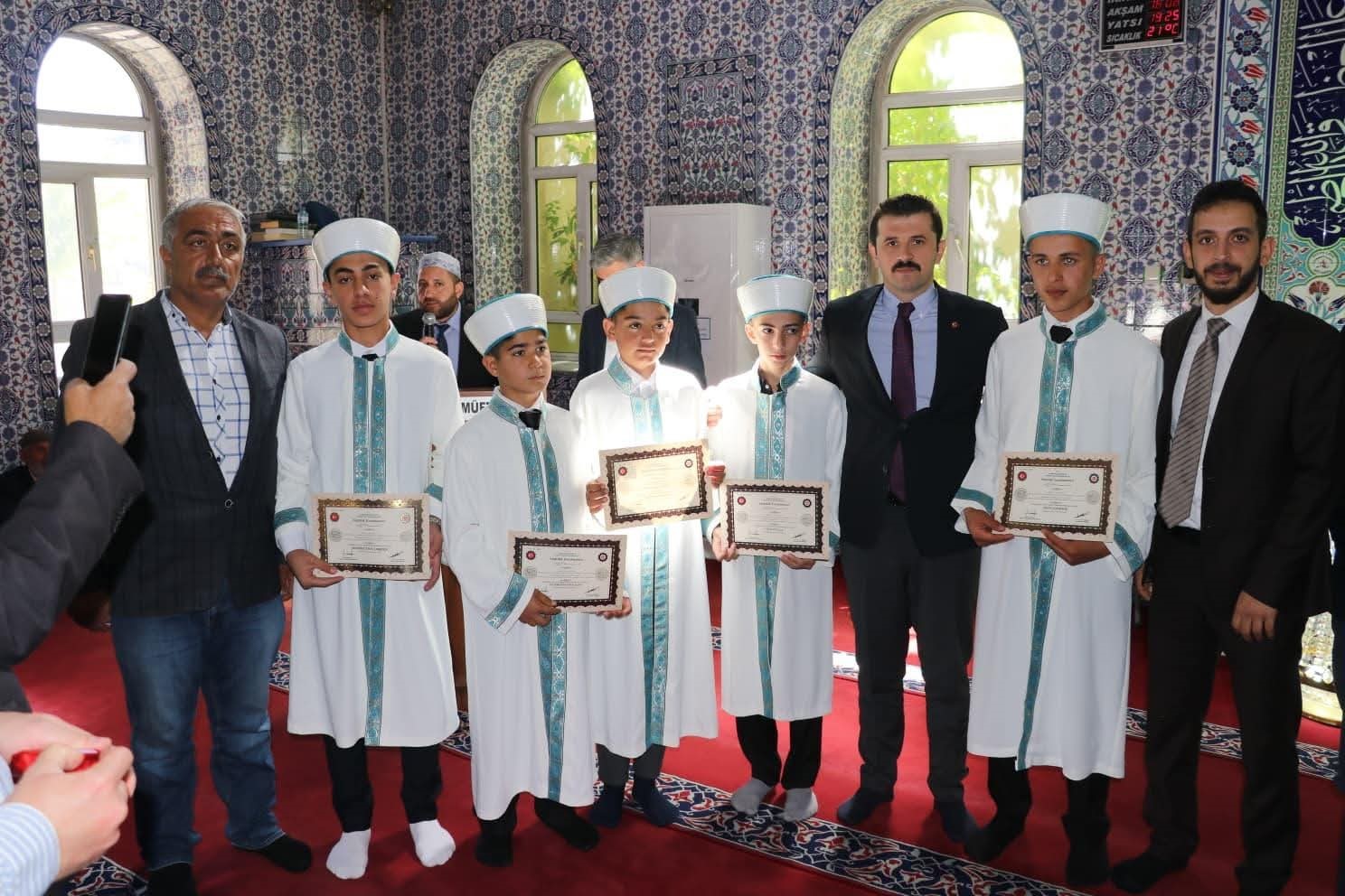 Tutak&rsquo;ta hafızlar icazet programında buluştu
