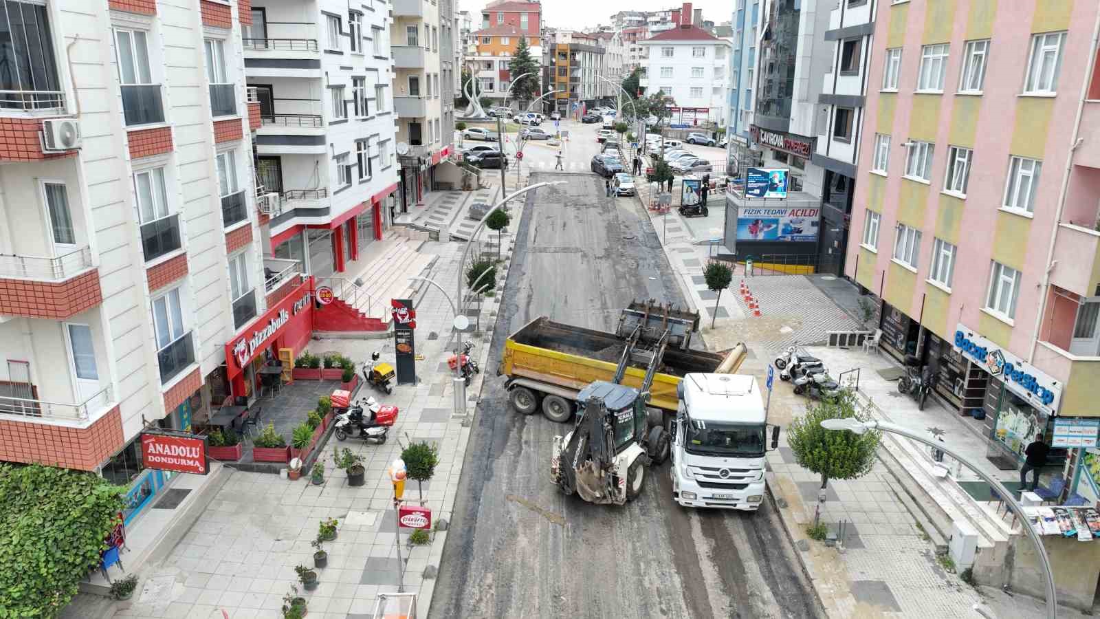 Çayırova’nın üstyapısı yenileniyor
