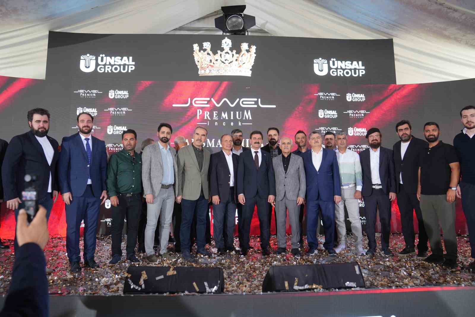 Jewel Premium İncek konutları "Lansman’ın Kralı" konseptiyle tanıtıldı
