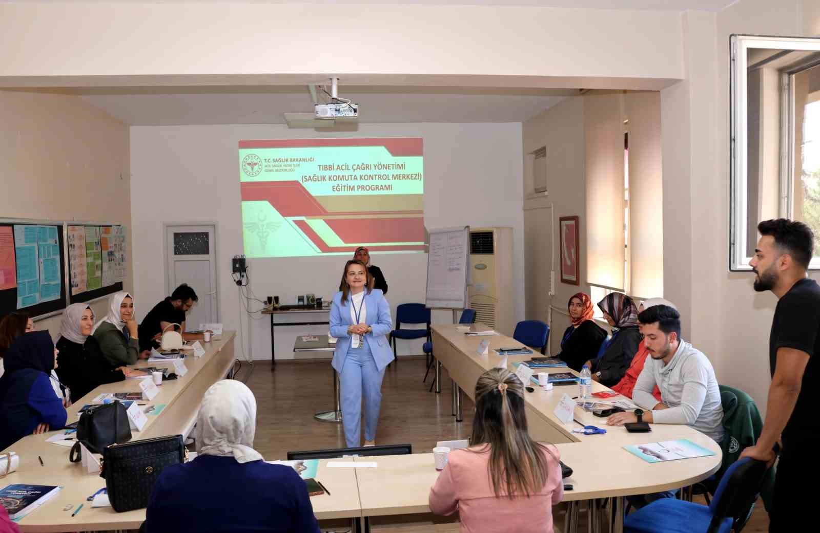 Kayseri’de ’1. Tıbbi Acil Çağrı Yönetimi Eğitimi’ düzenlendi
