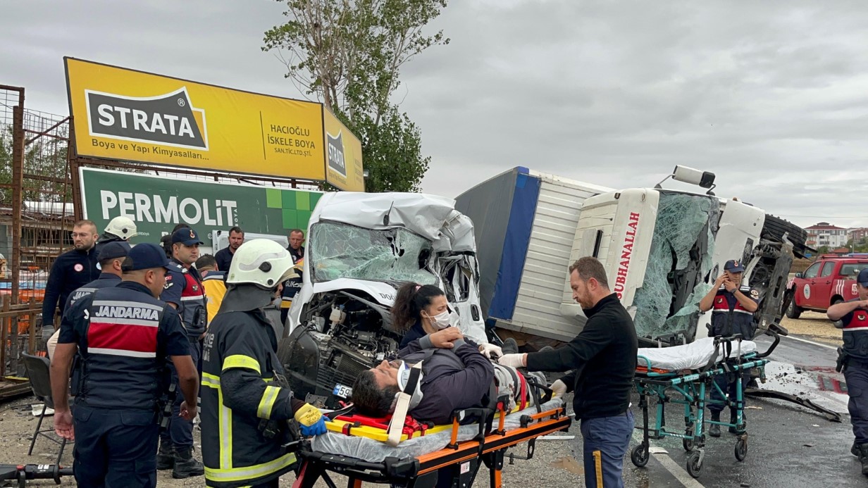 Tekirdağ'da korkunç kaza: 3 ölü, 9 yaralı
