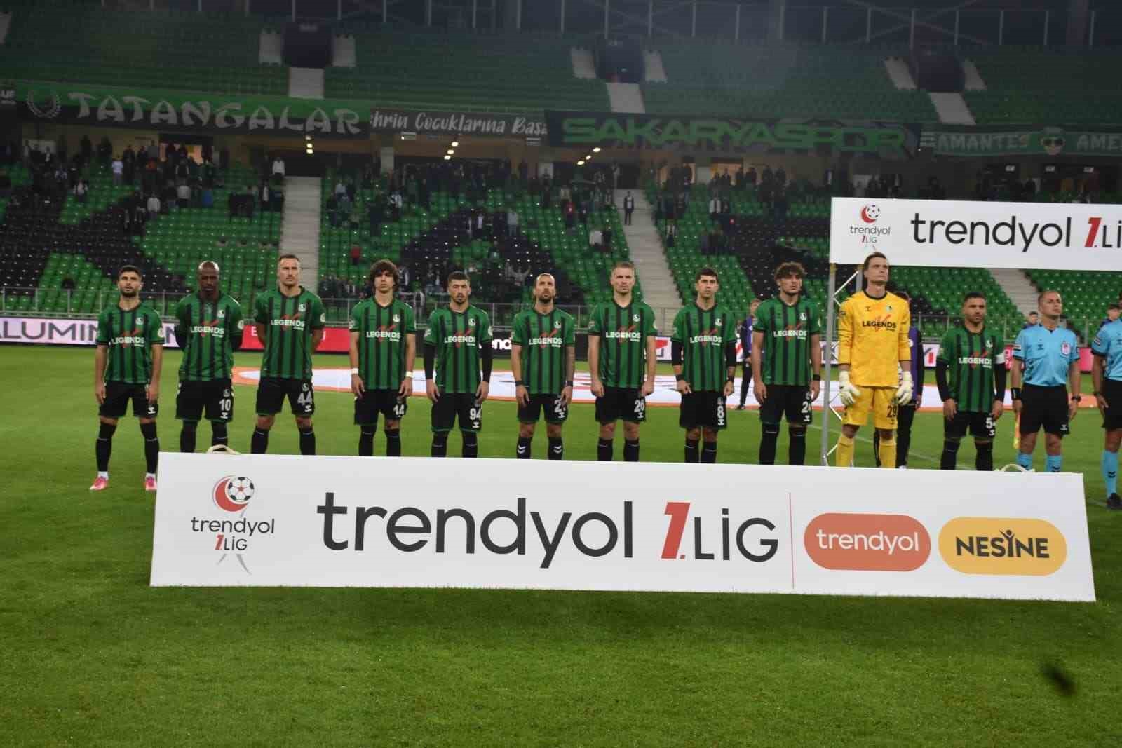 Sakaryaspor 7 yabancıyla oynadı, hükmen mağlubiyet gündemde