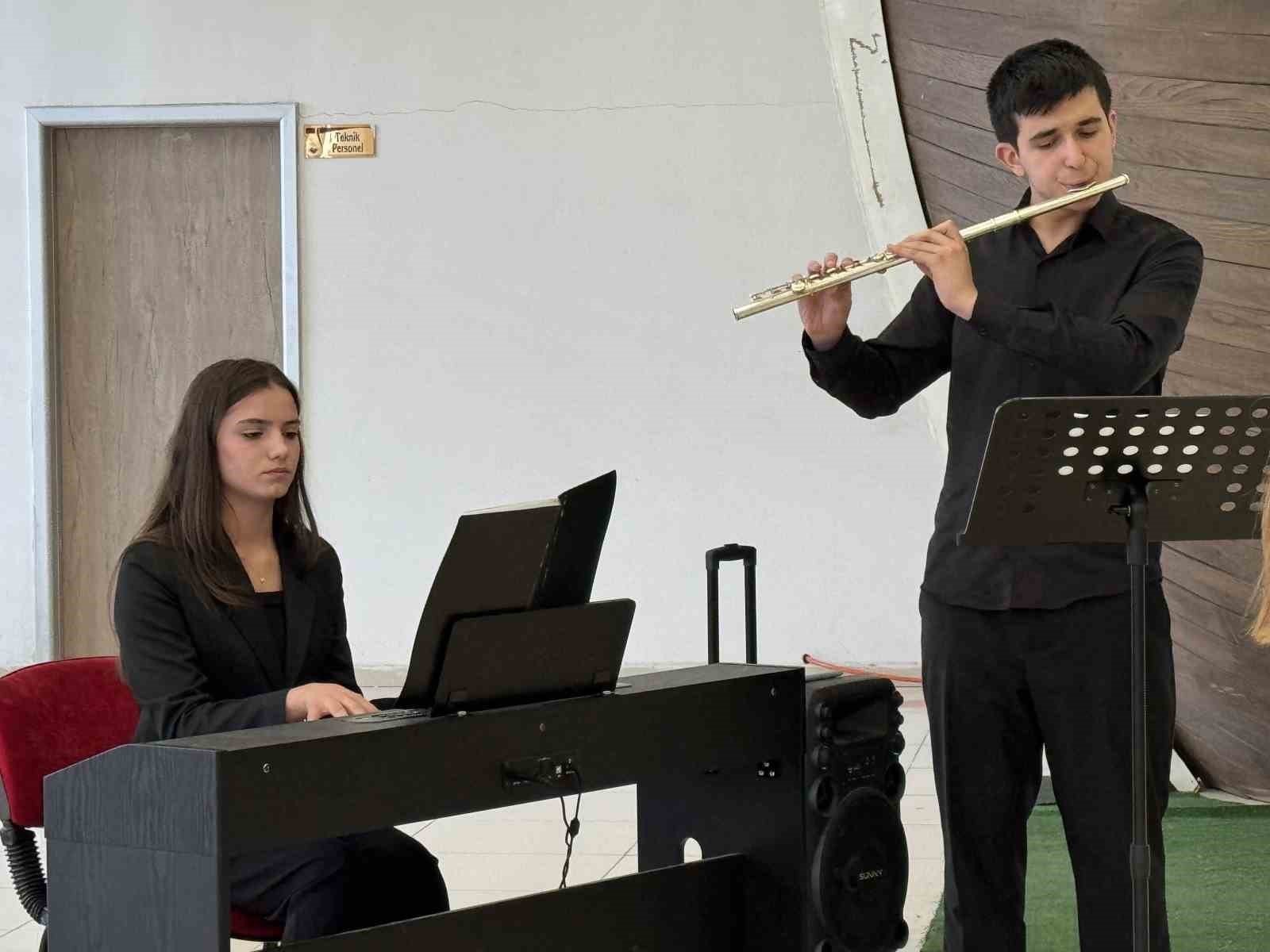 Ağrı&rsquo;da "İlham Veren Ağrı Gen&ccedil;lik" projesinin tanıtımı yapıldı
