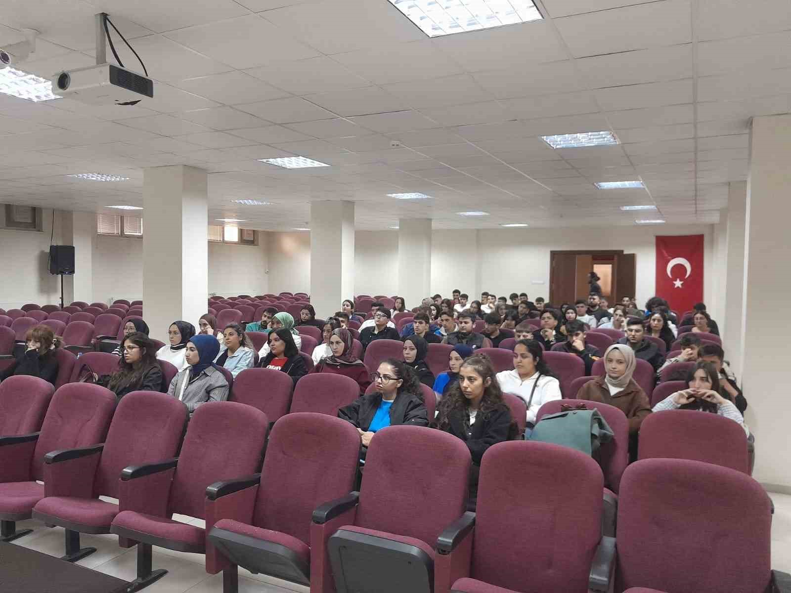 Karapınar Aydoğanlar Meslek Yüksekokulu’nda ’Oryantasyon’ programı