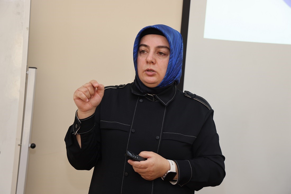 KO-MEK’ten gazetecilere "Etkili Sosyal Medya Kullanımı" eğitimi