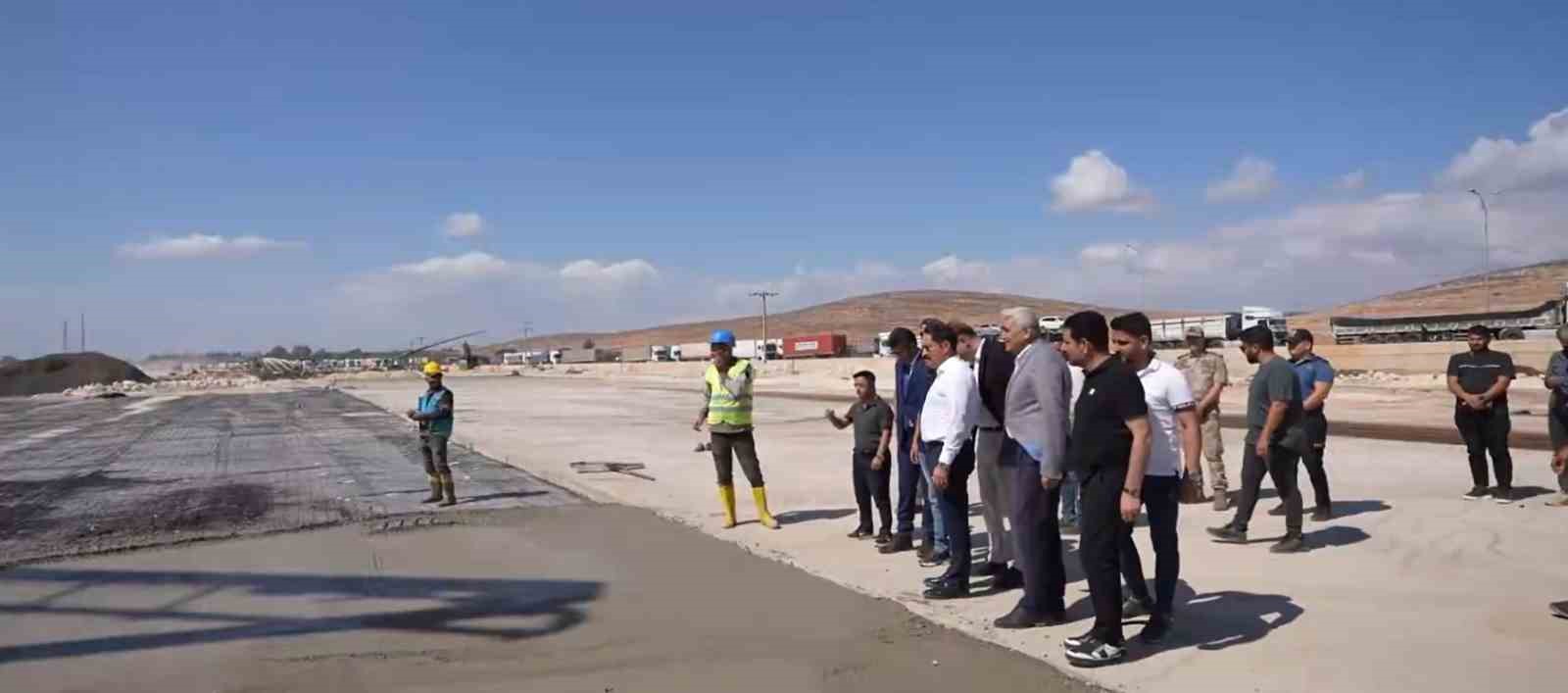 Arap Yarımadası’yla ticarette kavşak nokta olan Cilvegözü’ne tır parkı ve lojistik köy inşa ediliyor