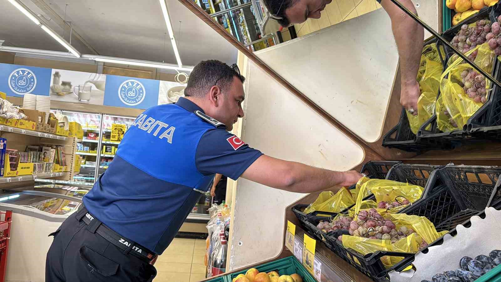 Tarsus’ta lokanta, kafe ve marketlerde denetim yapıldı