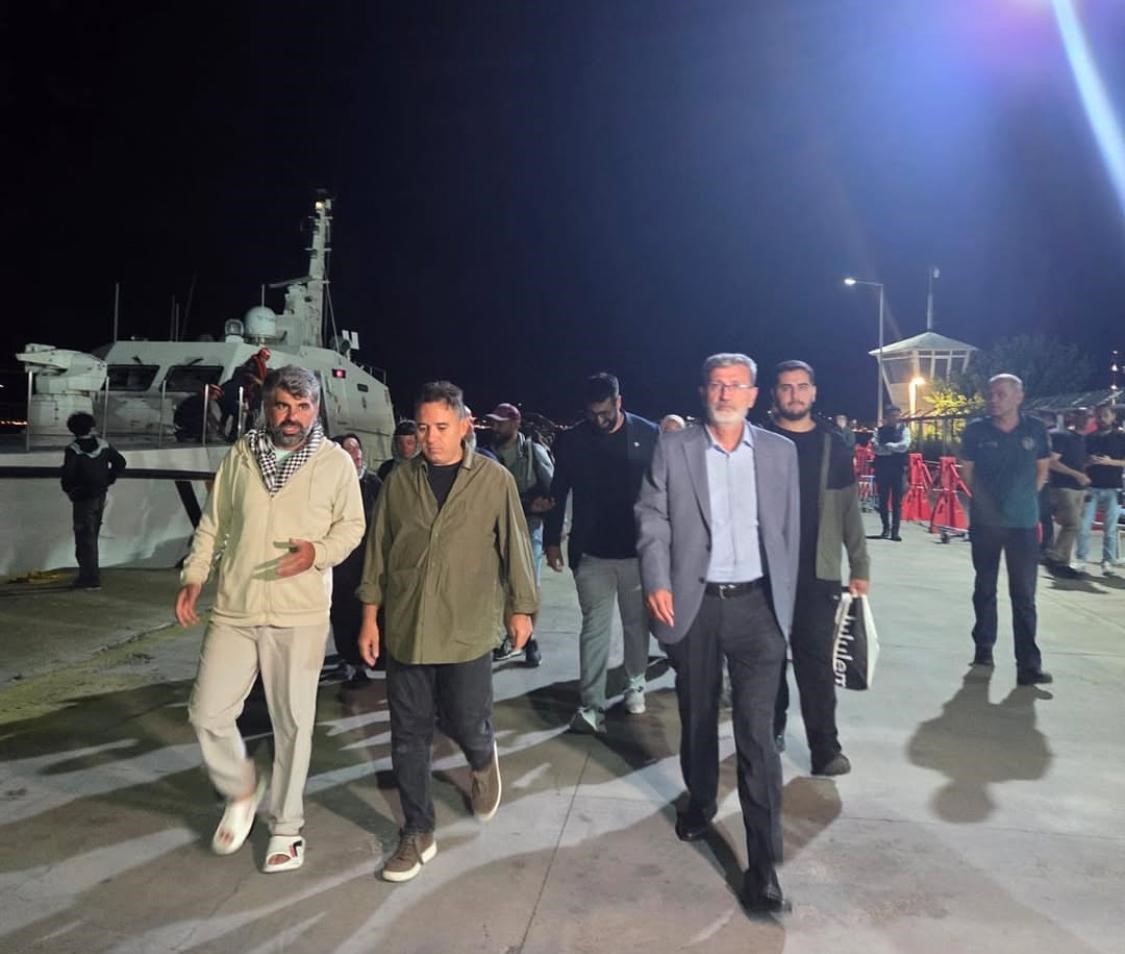 Fırtına Gazze yolcularını Marmaris’e getirdi