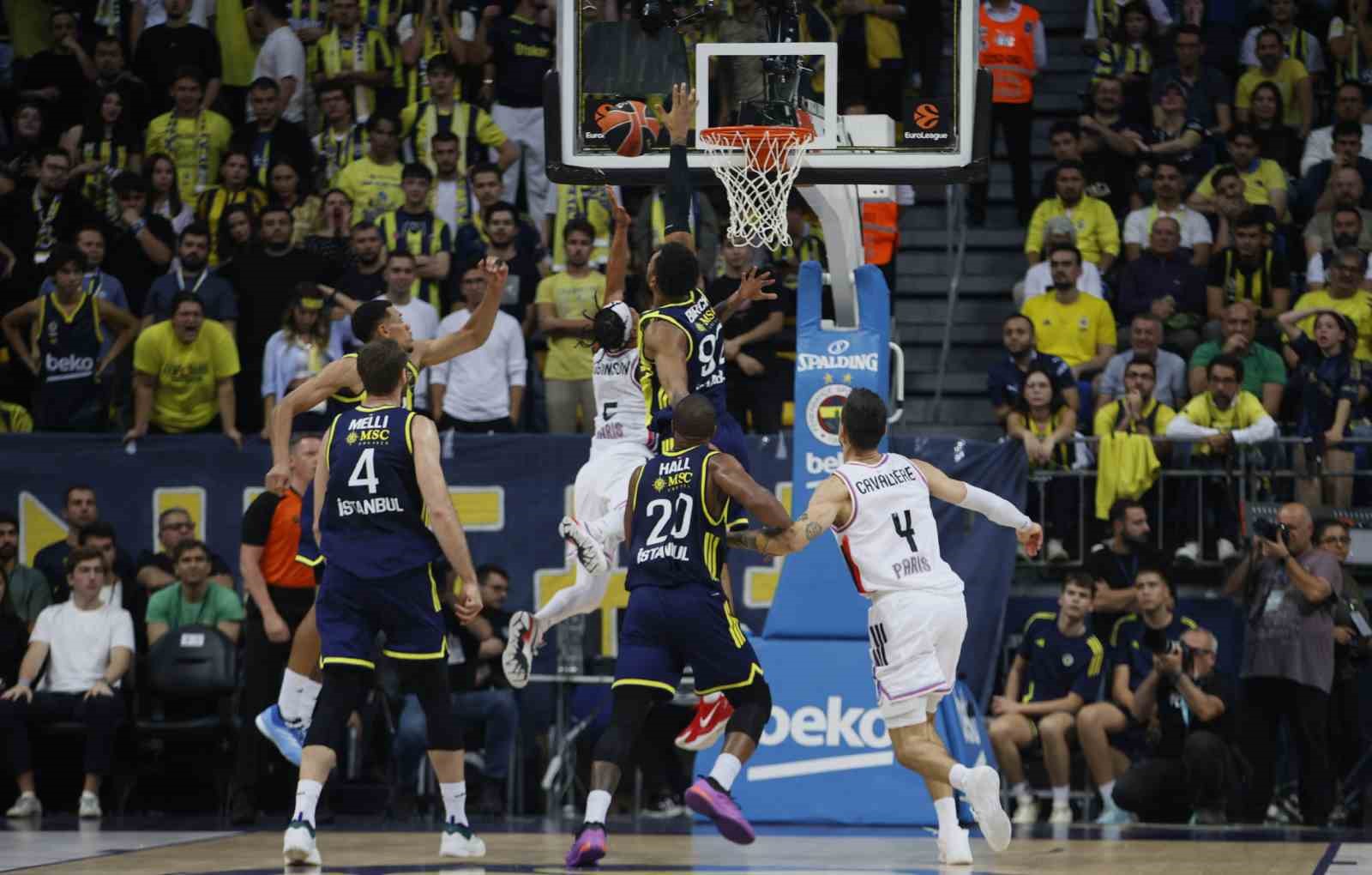 THY Euroleague: Fenerbah&ccedil;e: 96 - Paris Basketbol: 77
