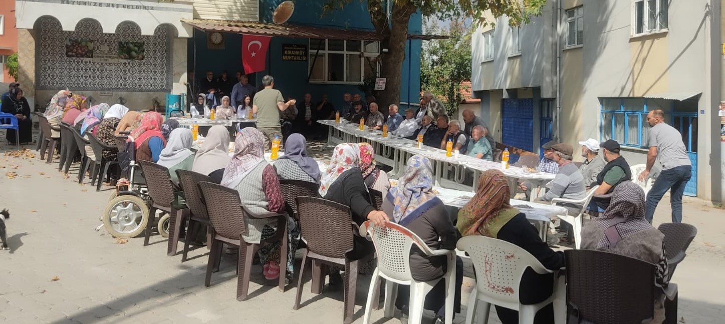 Gediz’de 65 yaş üstü vatandaşlara kapsamlı geriatri eğitimi verildi