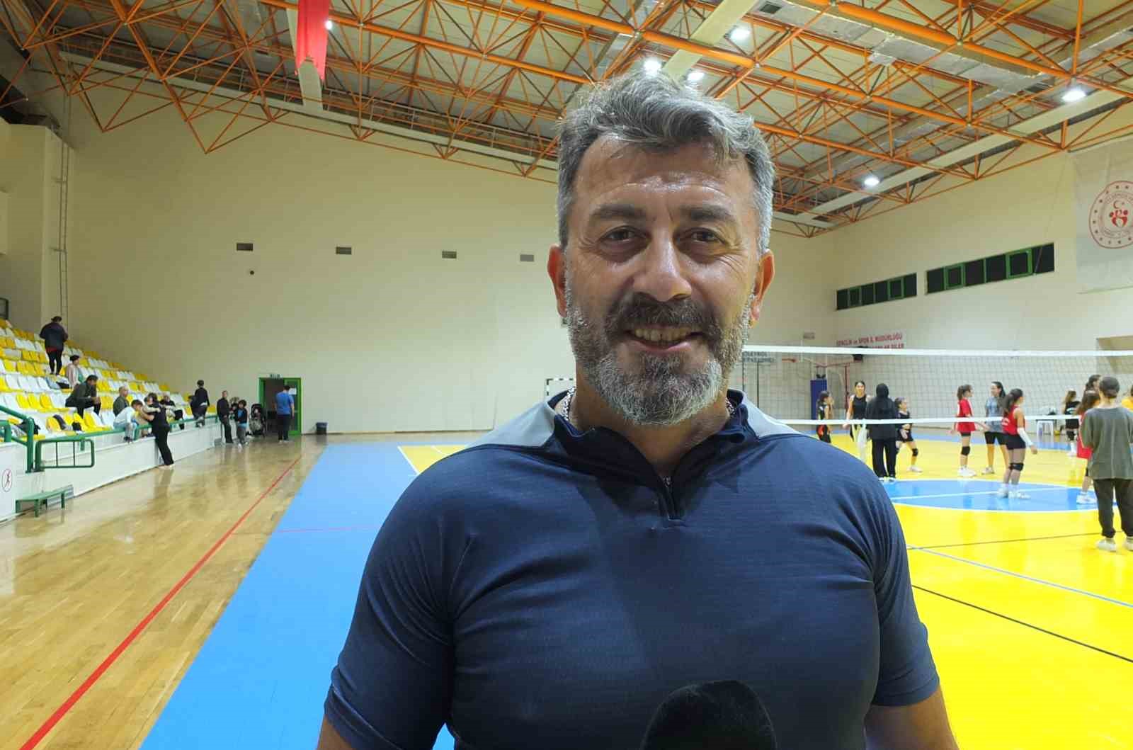 Balıkesir’de Kış Spor Okulları salonları şenlendirdi