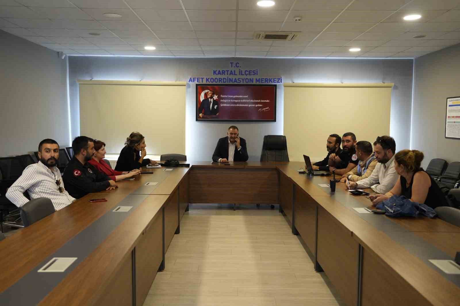 Deprem sonrası Kartal’da acil değerlendirme