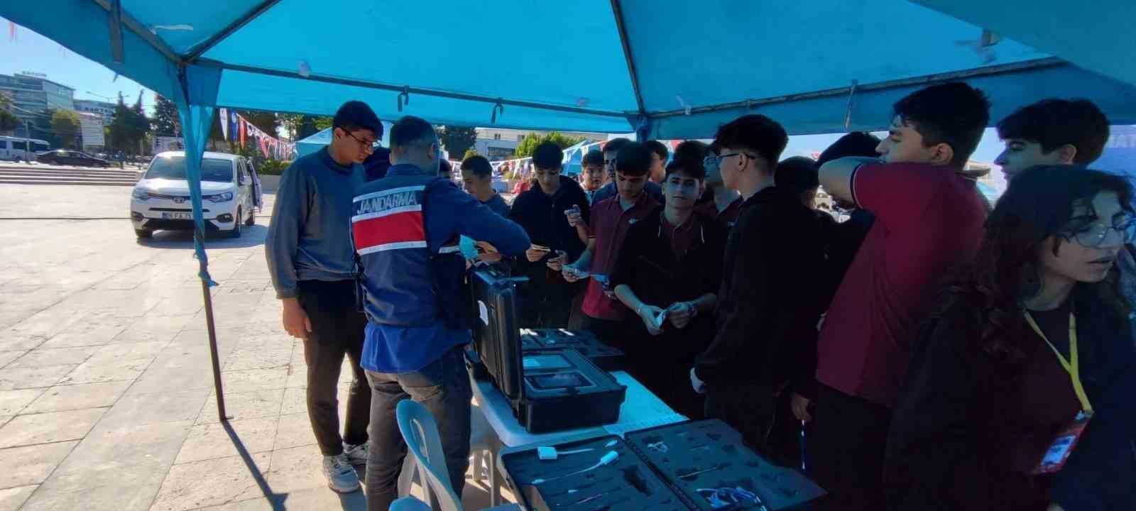 Didim&rsquo;de &ouml;ğrencilere siber farkındalık eğitimi
