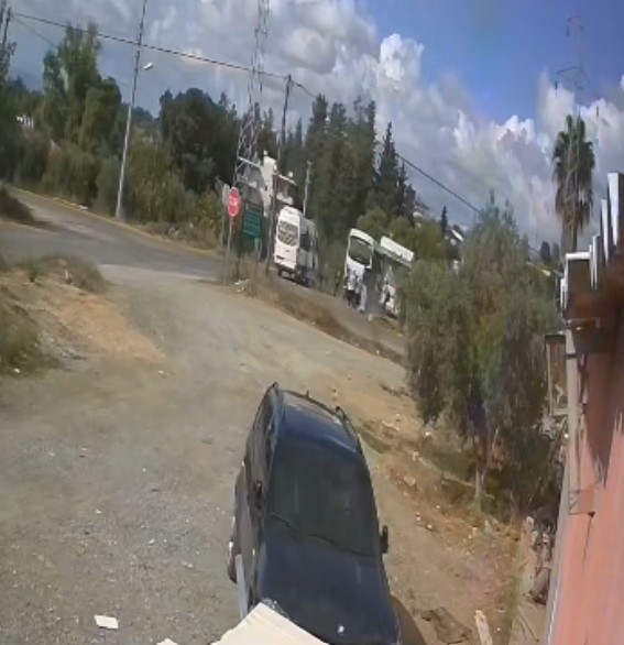 Antalya’da okul servisiyle midibüs çarpıştı: 7 öğrenci yaralandı