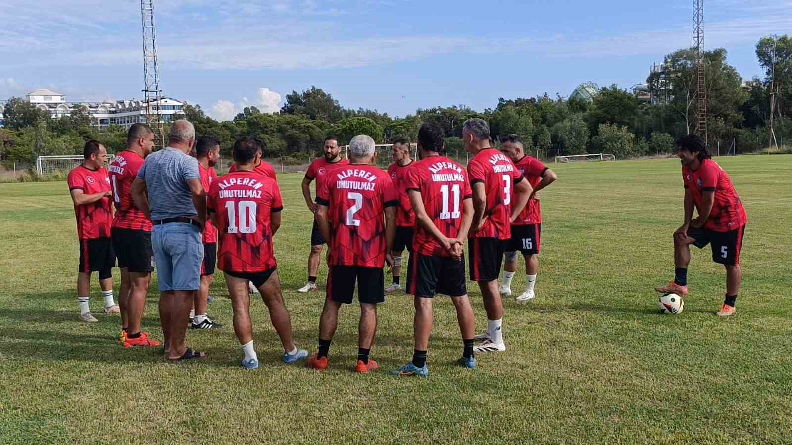 Manavgat’ta Alperen Coşar anısına futbol turnuvası