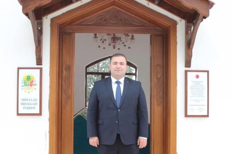 Asırlık türbede bakım ve çevre düzenlemesi