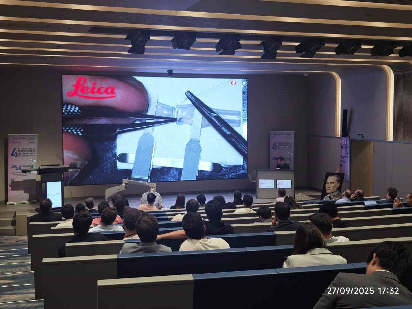 Plastik cerrahlar, İzmir’de mikrocerrahi eğitiminde buluştu