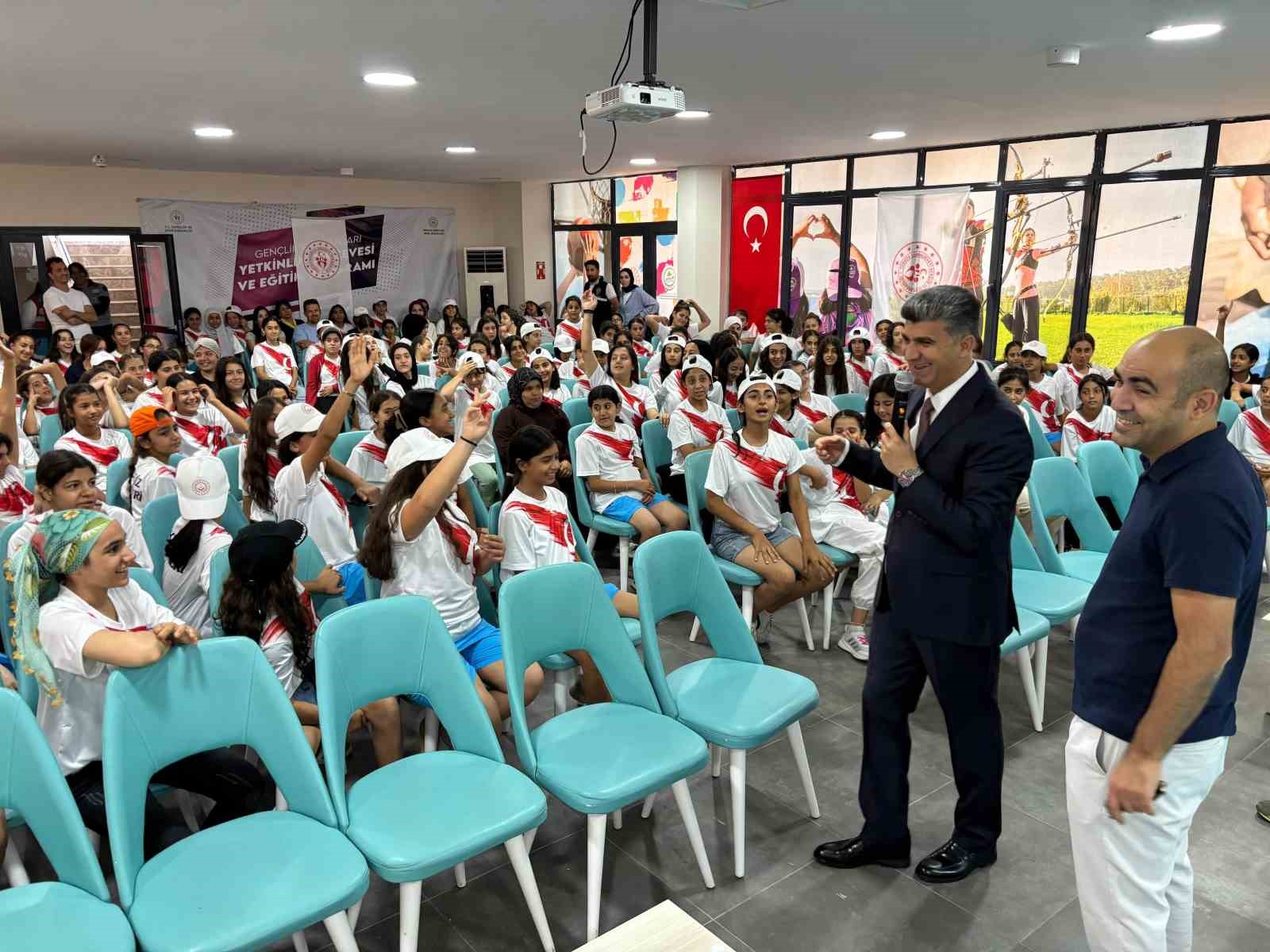 Akdeniz Gençliği Deniz Kampında 4. Dönem başladı