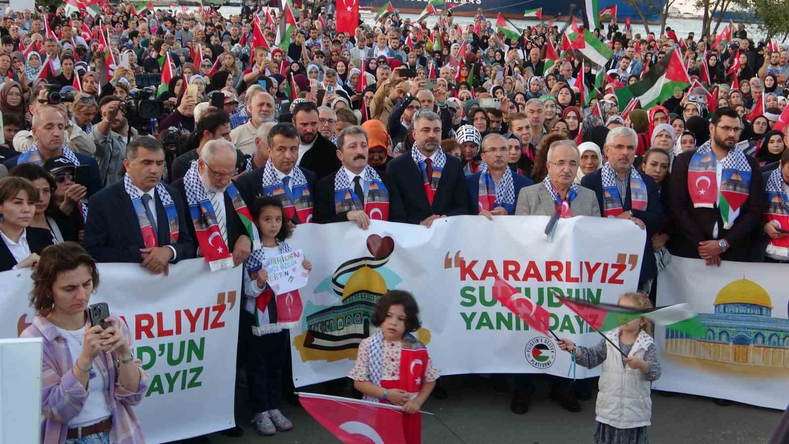 Samsun’dan Filistin’e destek: Tekne ve gemilerden kortej