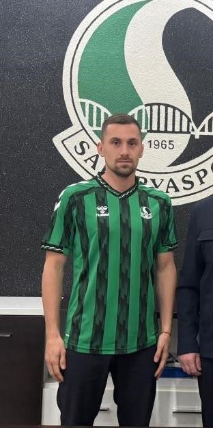 Sakaryaspor&rsquo;da Caner Erkin ve Burak Altıparmak affedildi
